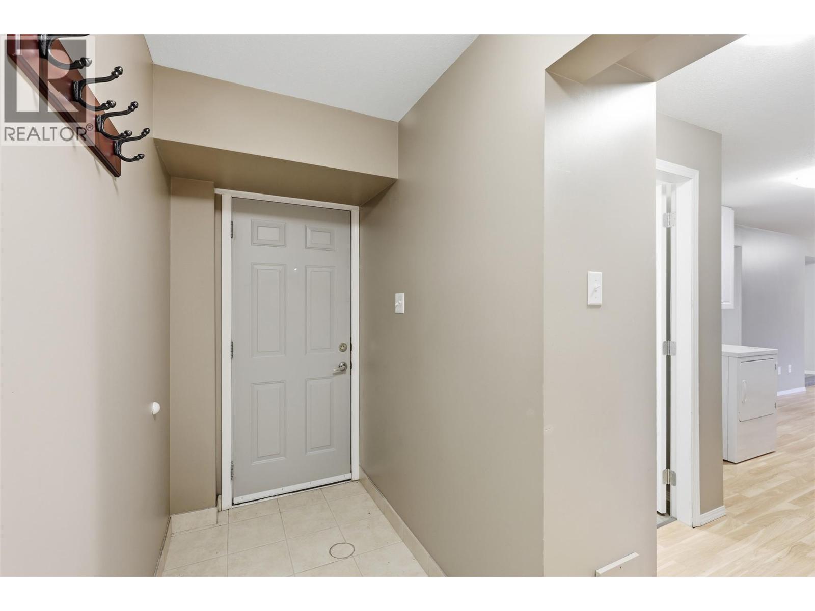 1119 Kemano Street, Kamloops, British Columbia  V2B 2T8 - Photo 31 - 10376456