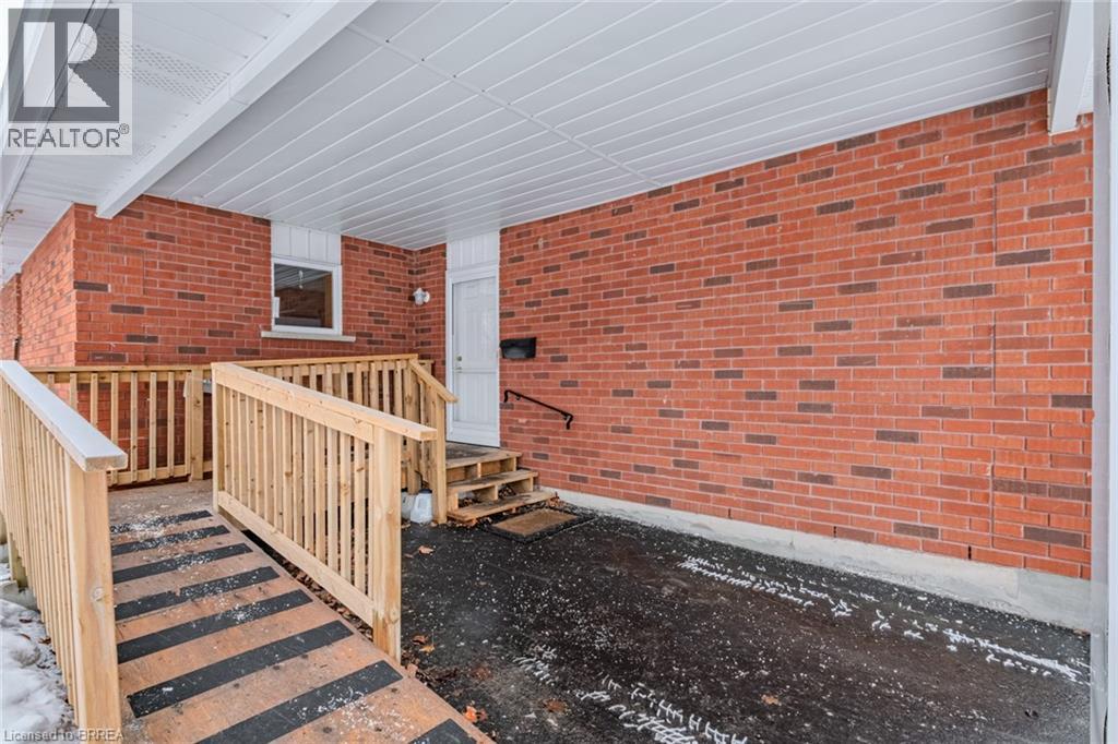 229 Lynden Road Unit# 14, Brantford, Ontario  N3R 9A7 - Photo 2 - 40807217