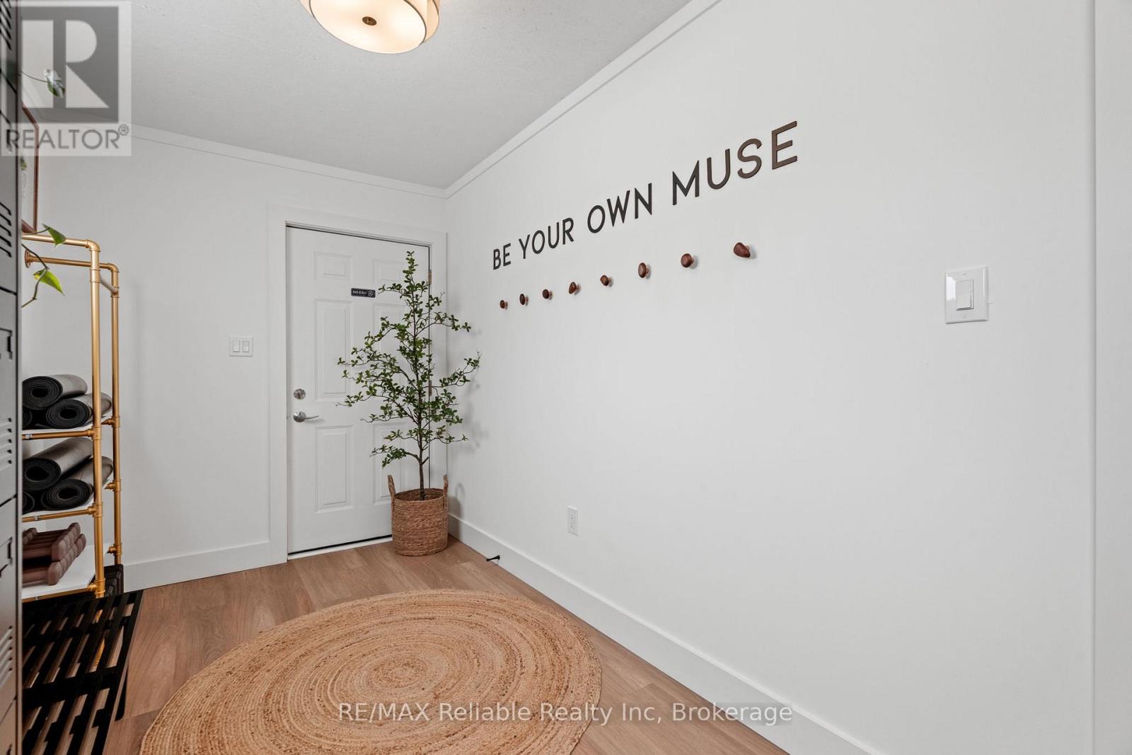 51 Ontario Street S, Lambton Shores (Grand Bend), Ontario  N0M 1T0 - Photo 24 - X12798932