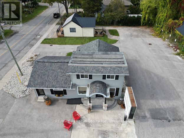 51 Ontario Street S, Lambton Shores (Grand Bend), Ontario  N0M 1T0 - Photo 5 - X12798932