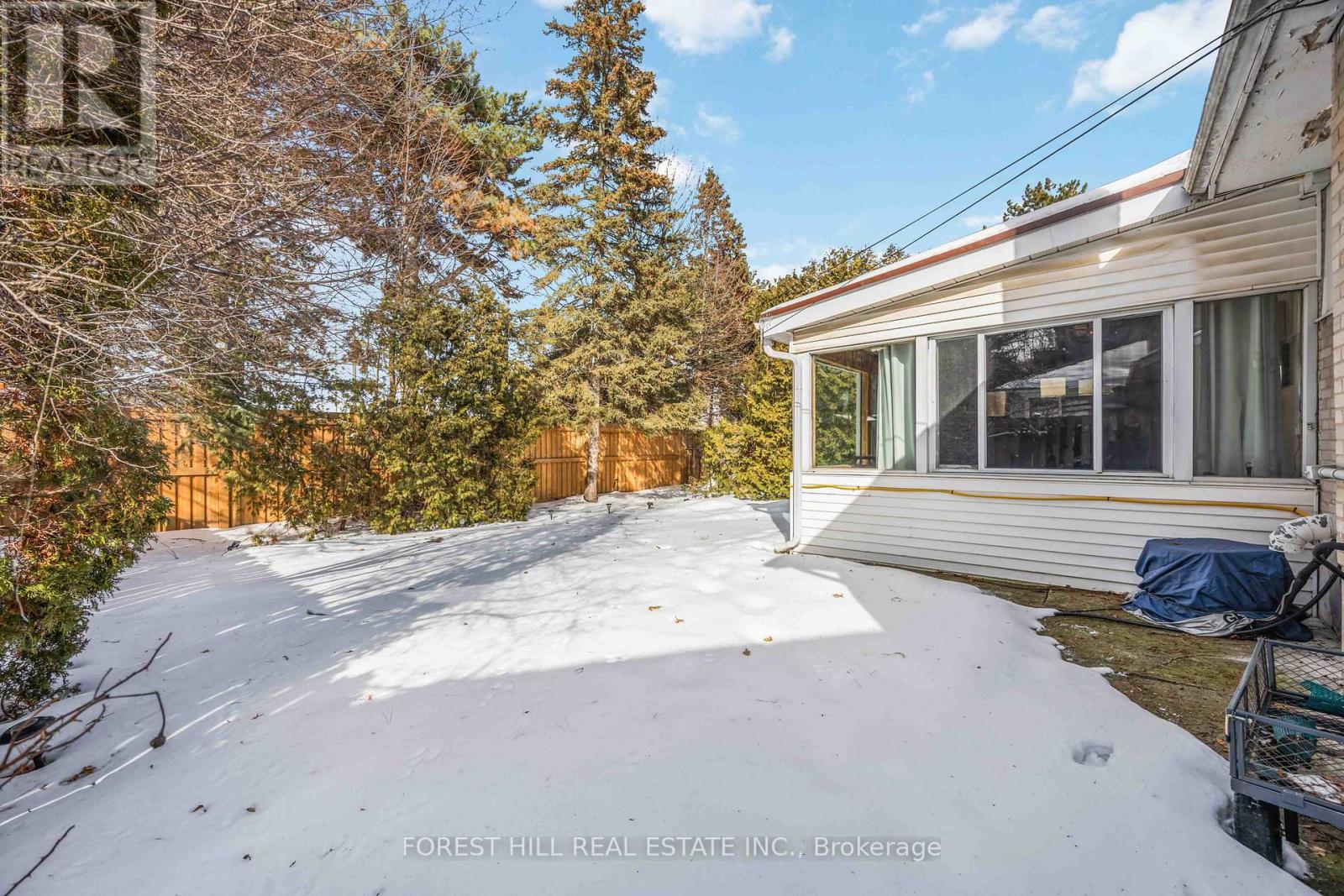 44 Addison Crescent, Toronto, Ontario  M3B 1K8 - Photo 18 - C12815688