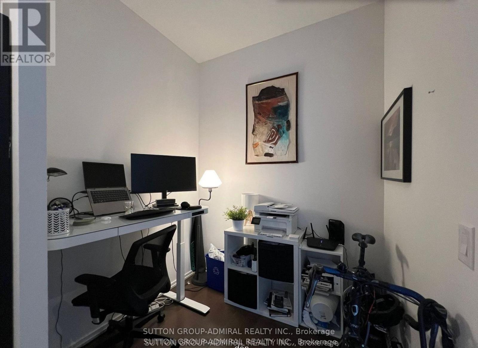 611 - 8 Charlotte Street, Toronto, Ontario  M5V 0K4 - Photo 9 - C12815714