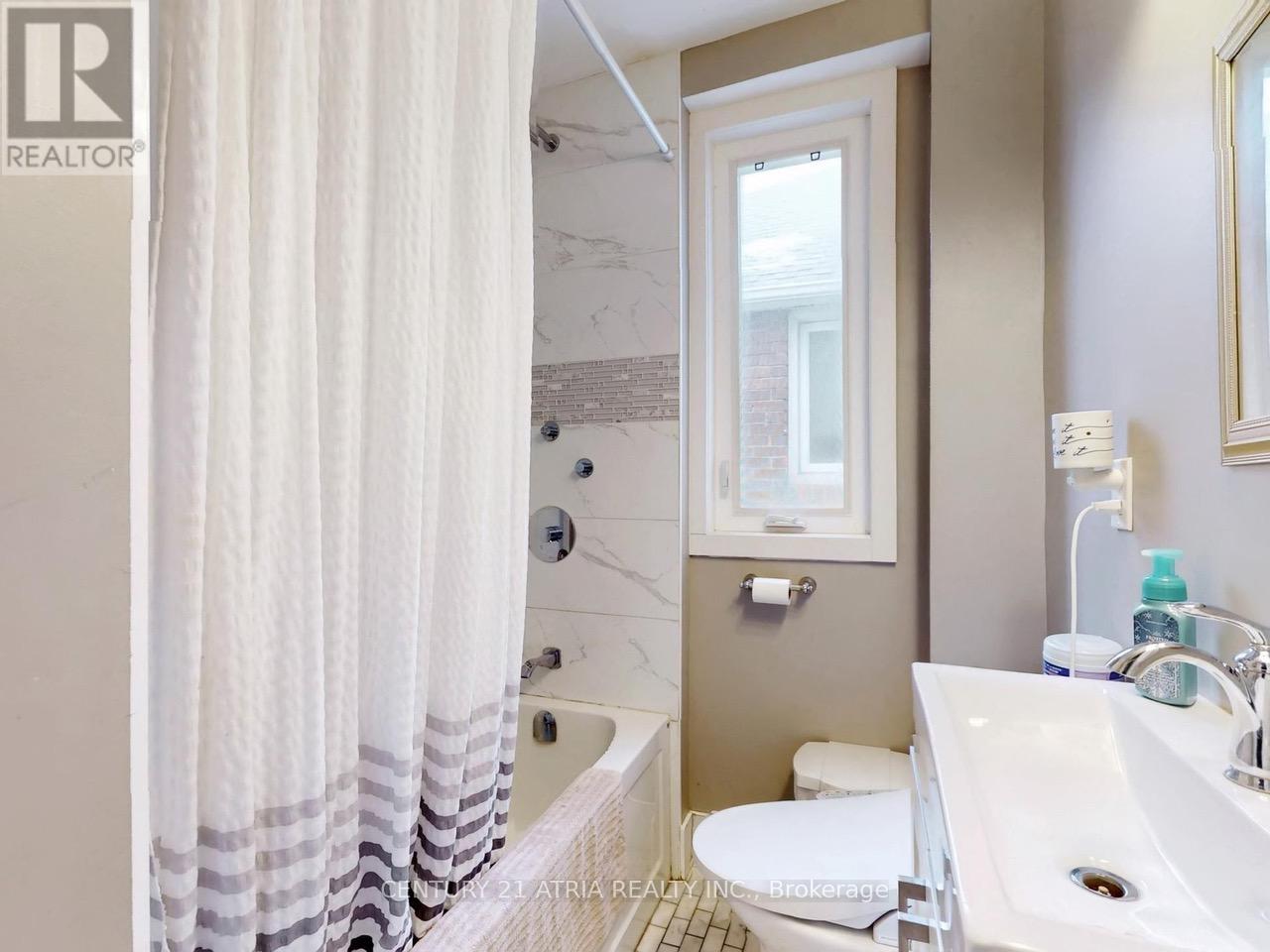 40 Sibley Avenue, Toronto, Ontario  M4C 5E9 - Photo 21 - E12815672