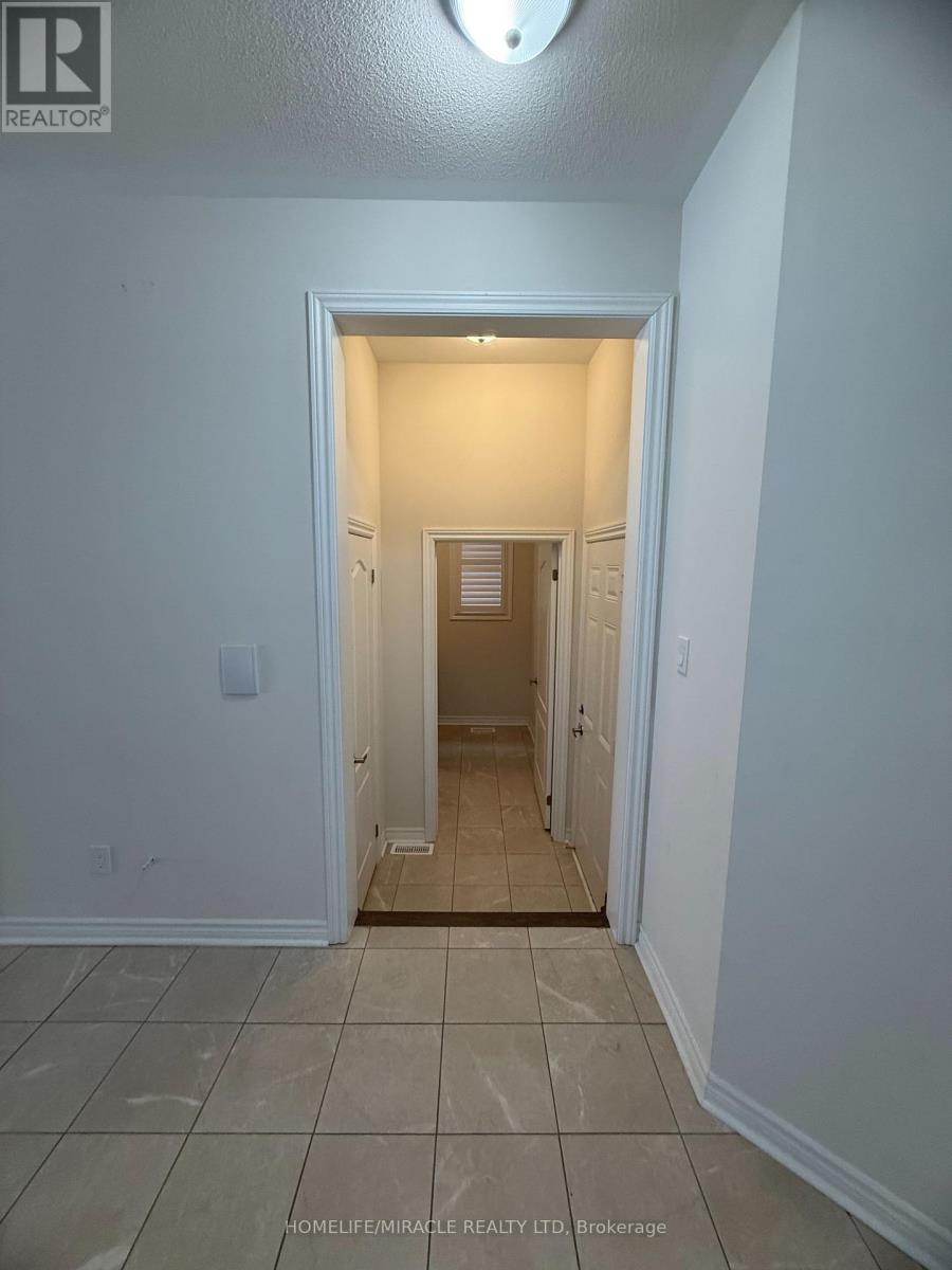 1807 Fosterbrook Street, Oshawa, Ontario  L1K 3G5 - Photo 15 - E12815694