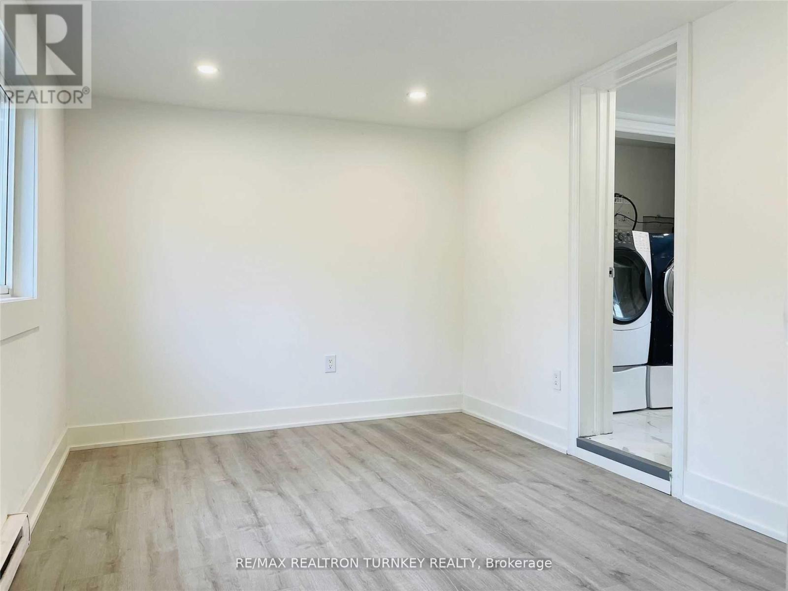 18 River Drive, East Gwillimbury, Ontario  L9N 1A6 - Photo 14 - N12815650