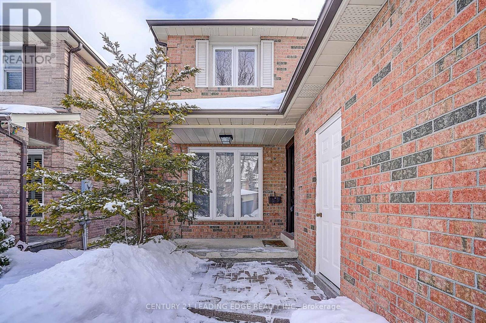 88 Spragg Circle, Markham, Ontario  L3P 5W6 - Photo 2 - N12815690