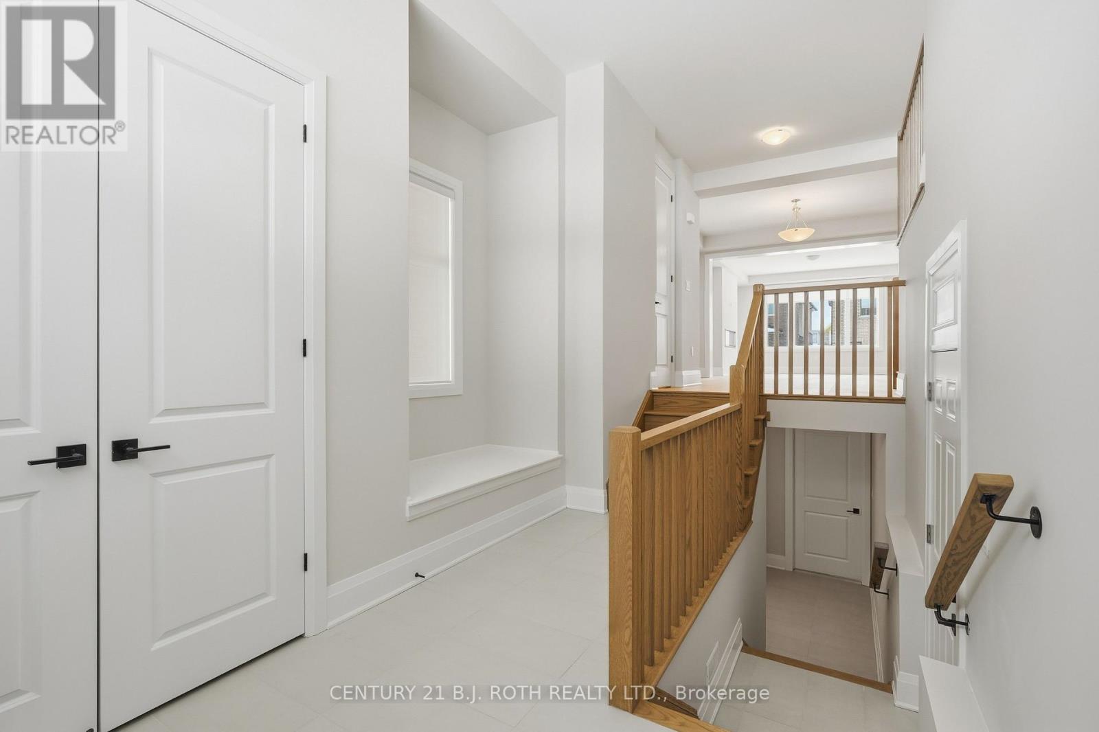 395 Reid Drive, Barrie, Ontario  L9J 0G5 - Photo 3 - S12815740