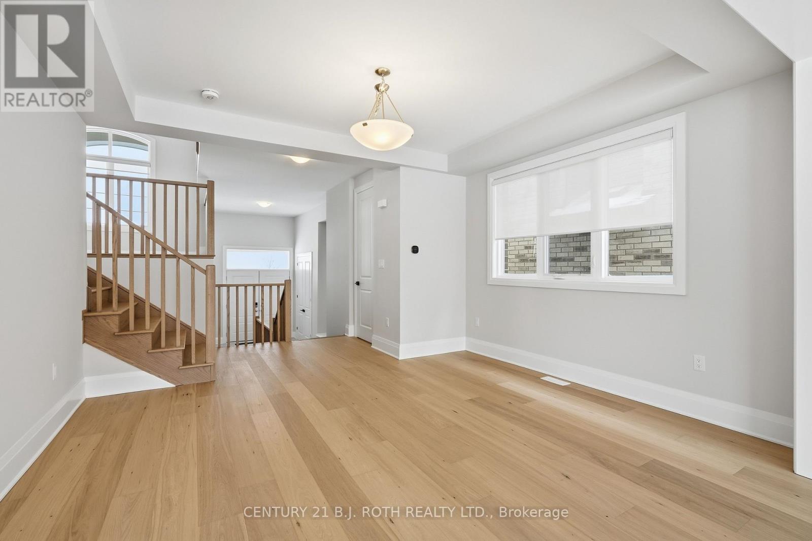 395 Reid Drive, Barrie, Ontario  L9J 0G5 - Photo 5 - S12815740