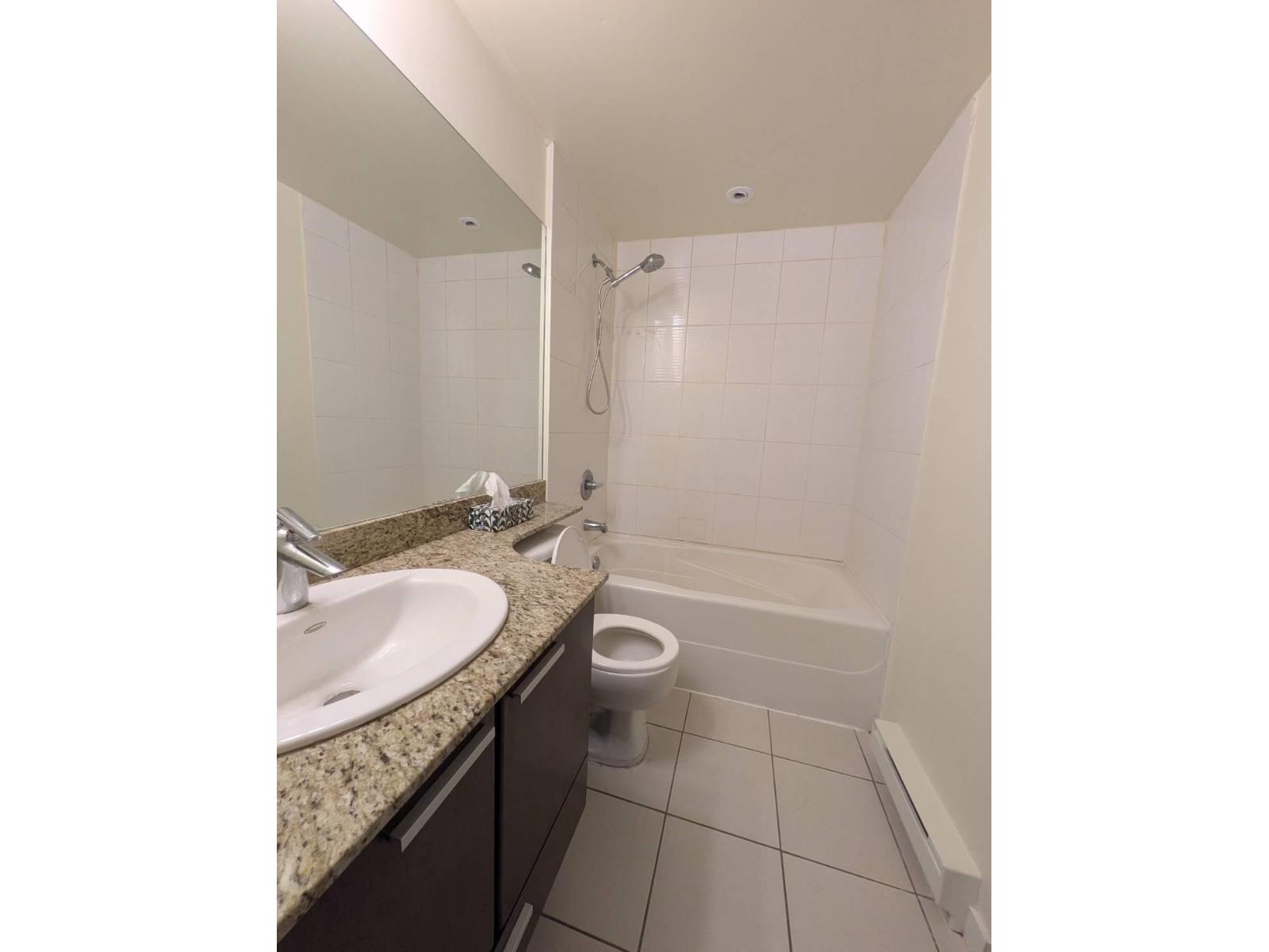 106 10499 University Drive, Surrey, British Columbia  V3T 0A4 - Photo 17 - R3092584