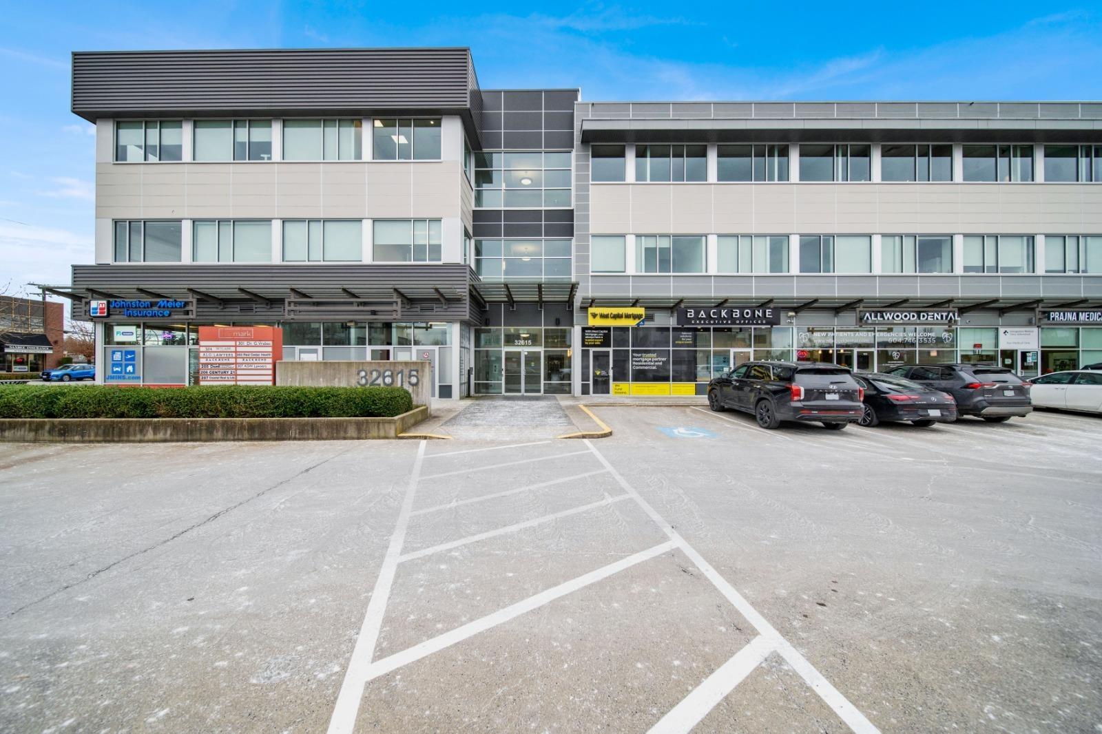 206&207 32615 South Fraser Way, Abbotsford, British Columbia  V2T 1X8 - Photo 2 - C8076455