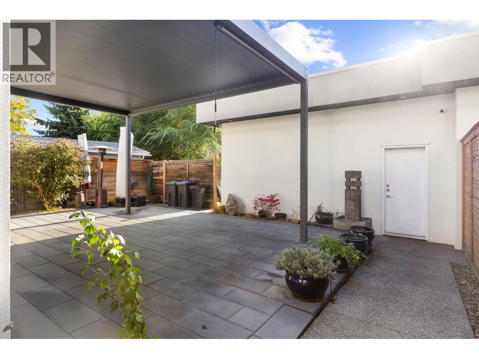 443 Christleton Avenue Kelowna Photo 48