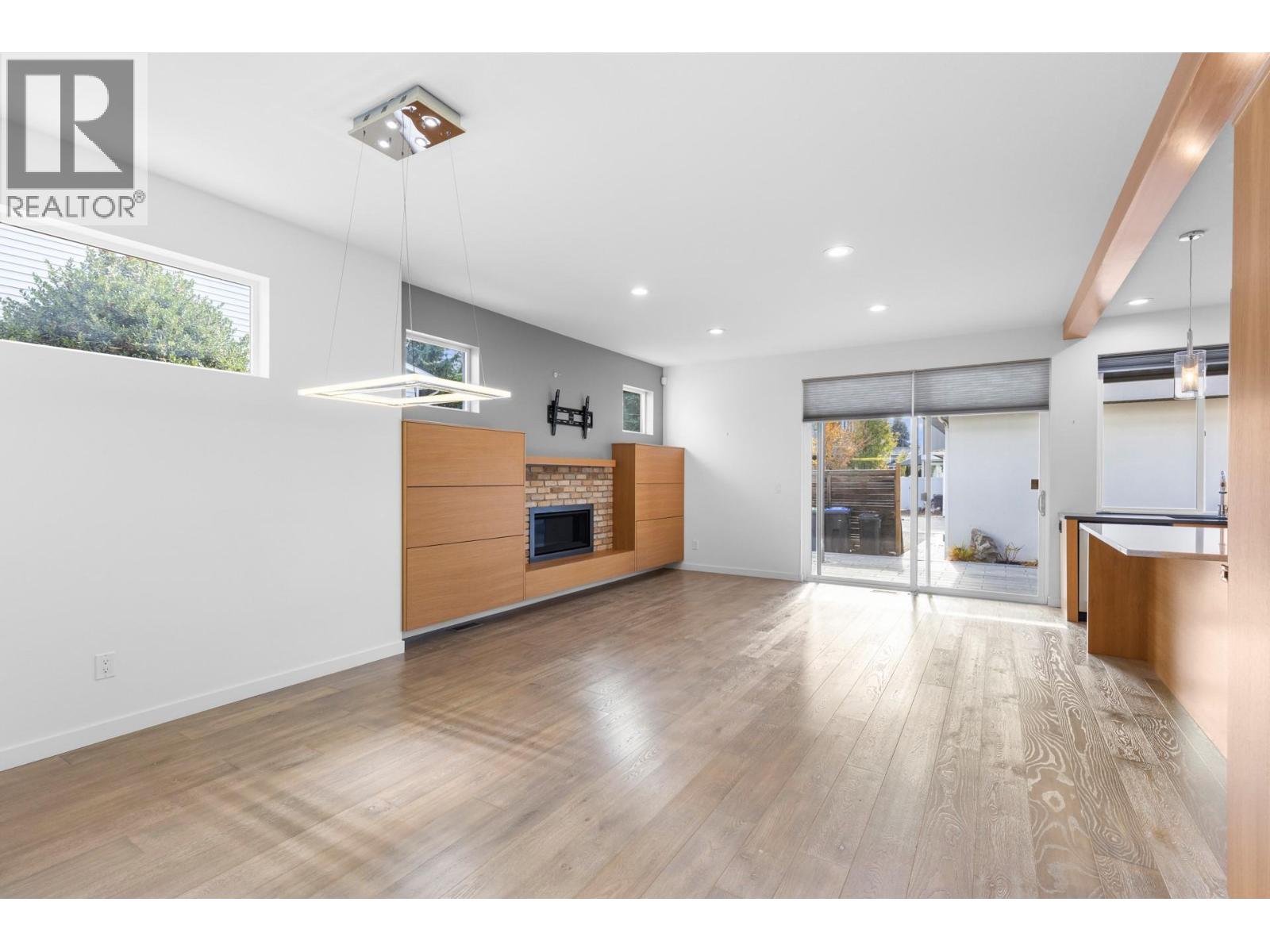 443 Christleton Avenue Kelowna Photo 6