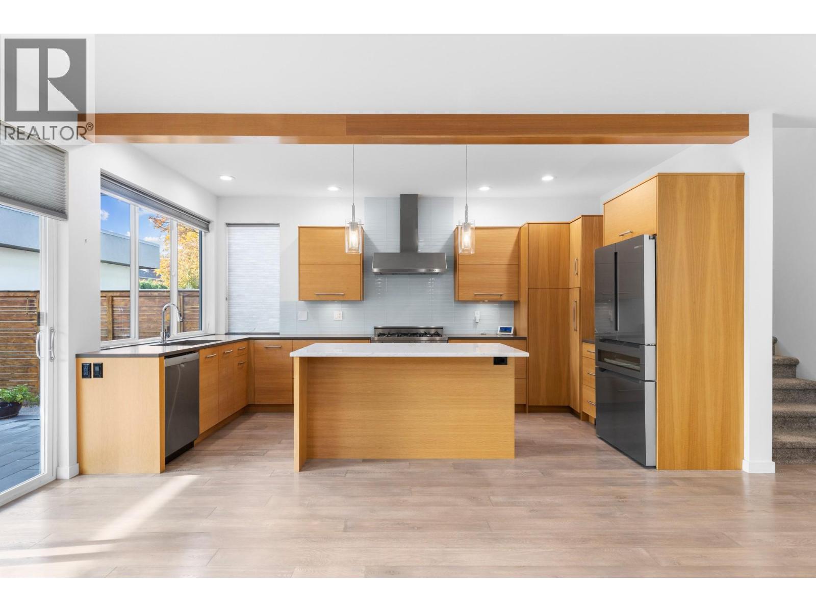 443 Christleton Avenue Kelowna Photo 9