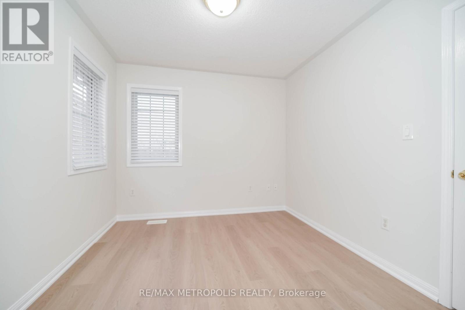 Upper - 20 Bottomwood Street, Brampton, Ontario  L6S 0A7 - Photo 13 - W12815642