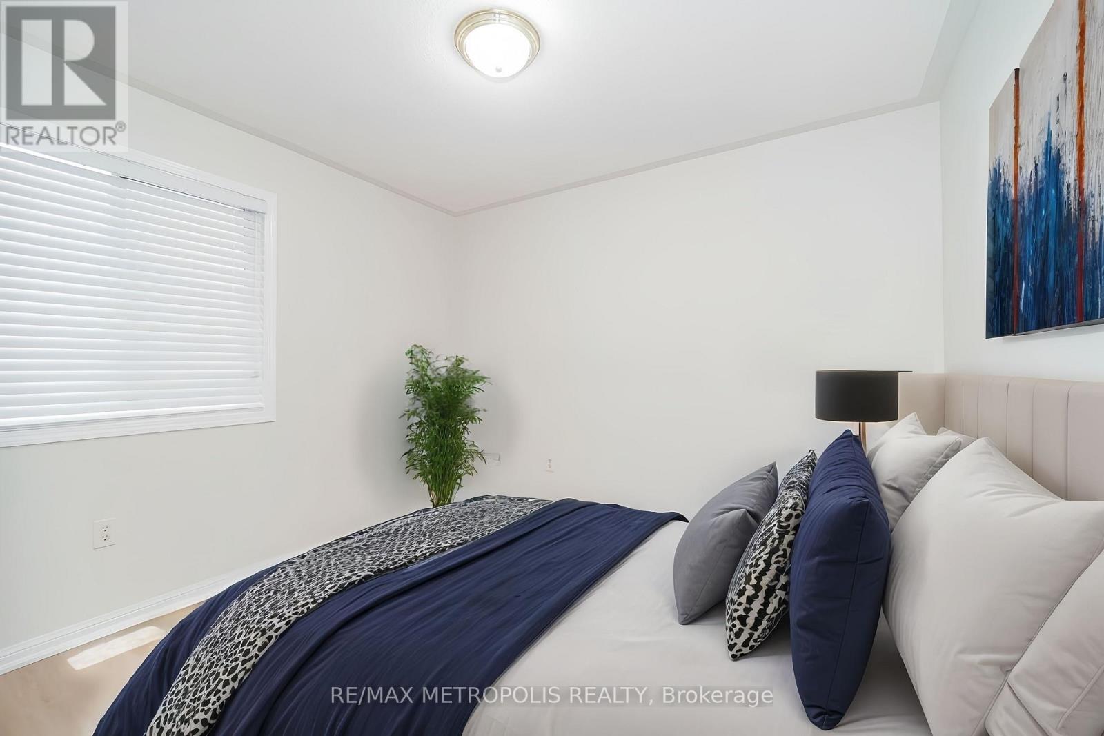 Upper - 20 Bottomwood Street, Brampton, Ontario  L6S 0A7 - Photo 14 - W12815642