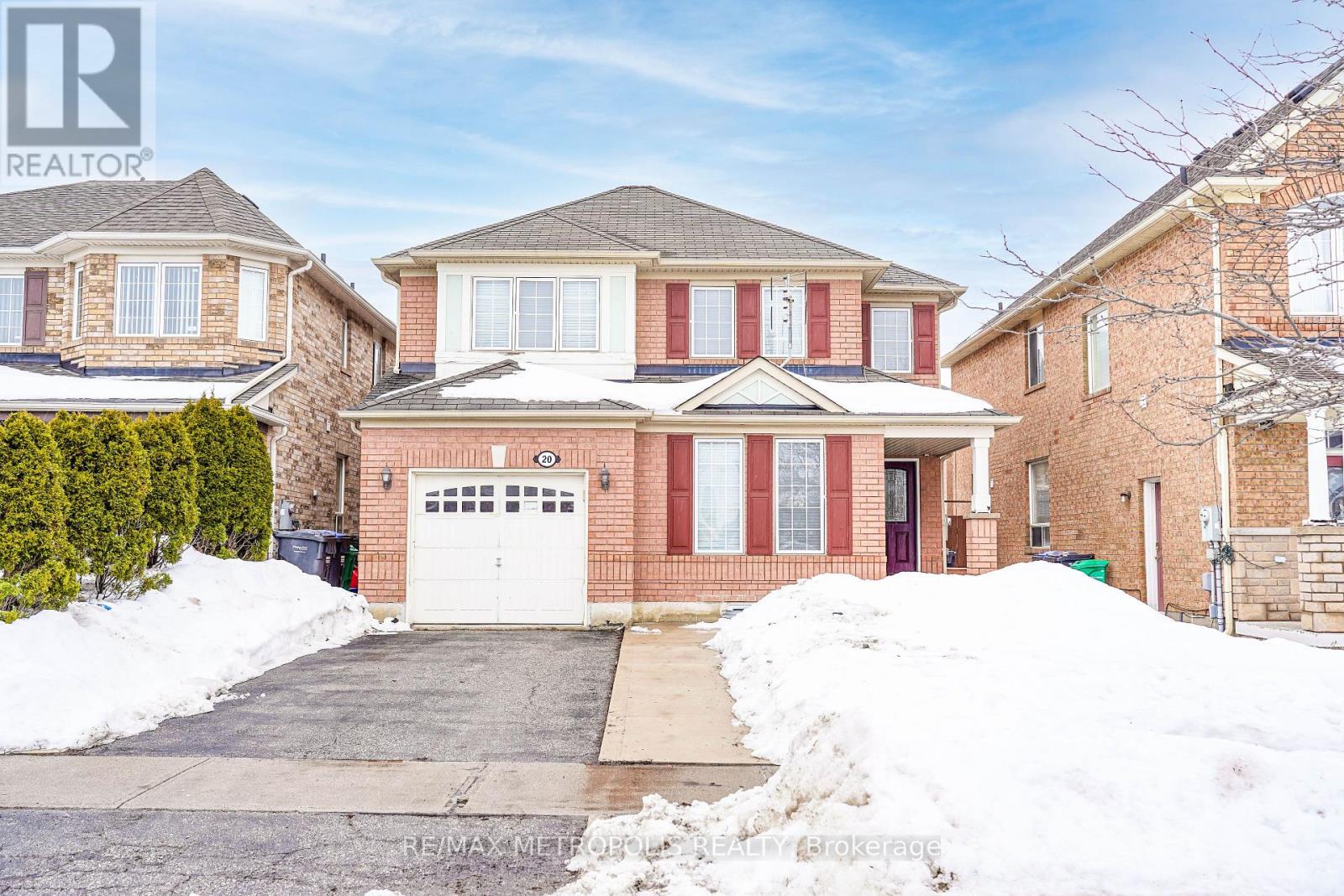 Upper - 20 Bottomwood Street, Brampton, Ontario  L6S 0A7 - Photo 4 - W12815642