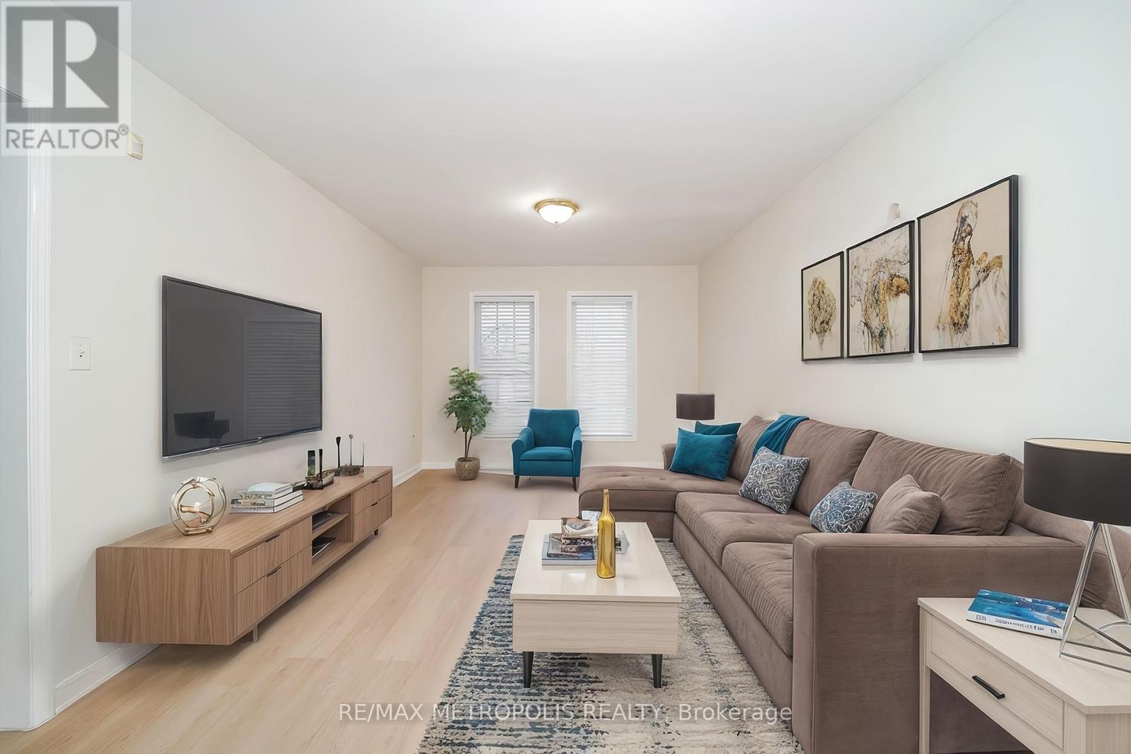 Upper - 20 Bottomwood Street, Brampton, Ontario  L6S 0A7 - Photo 5 - W12815642