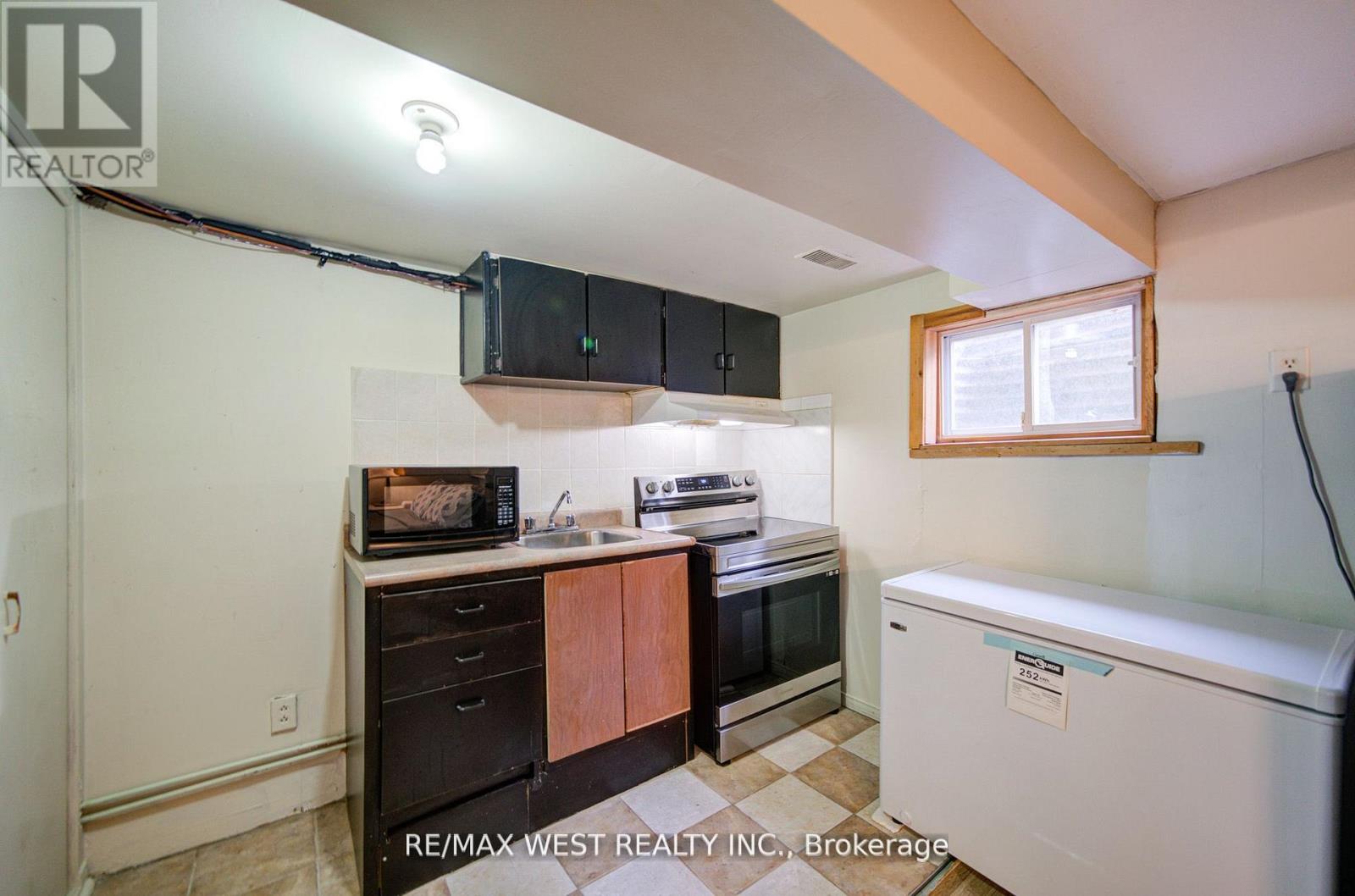 71 - 3525 Brandon Gate Drive, Mississauga, Ontario  L4T 3M3 - Photo 43 - W12815660