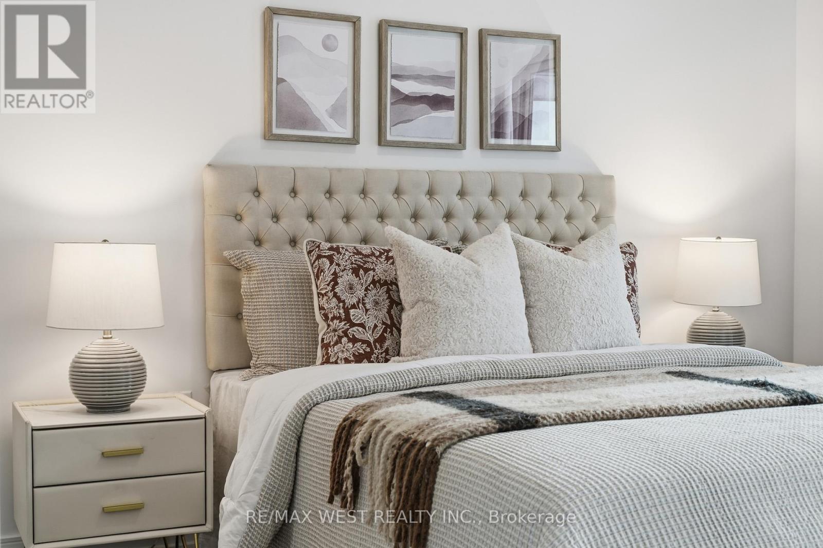 306 - 25 Neighbourhood Lane, Toronto (Stonegate-Queensway), Ontario  M8Y 0C4 - Photo 25 - W12815662