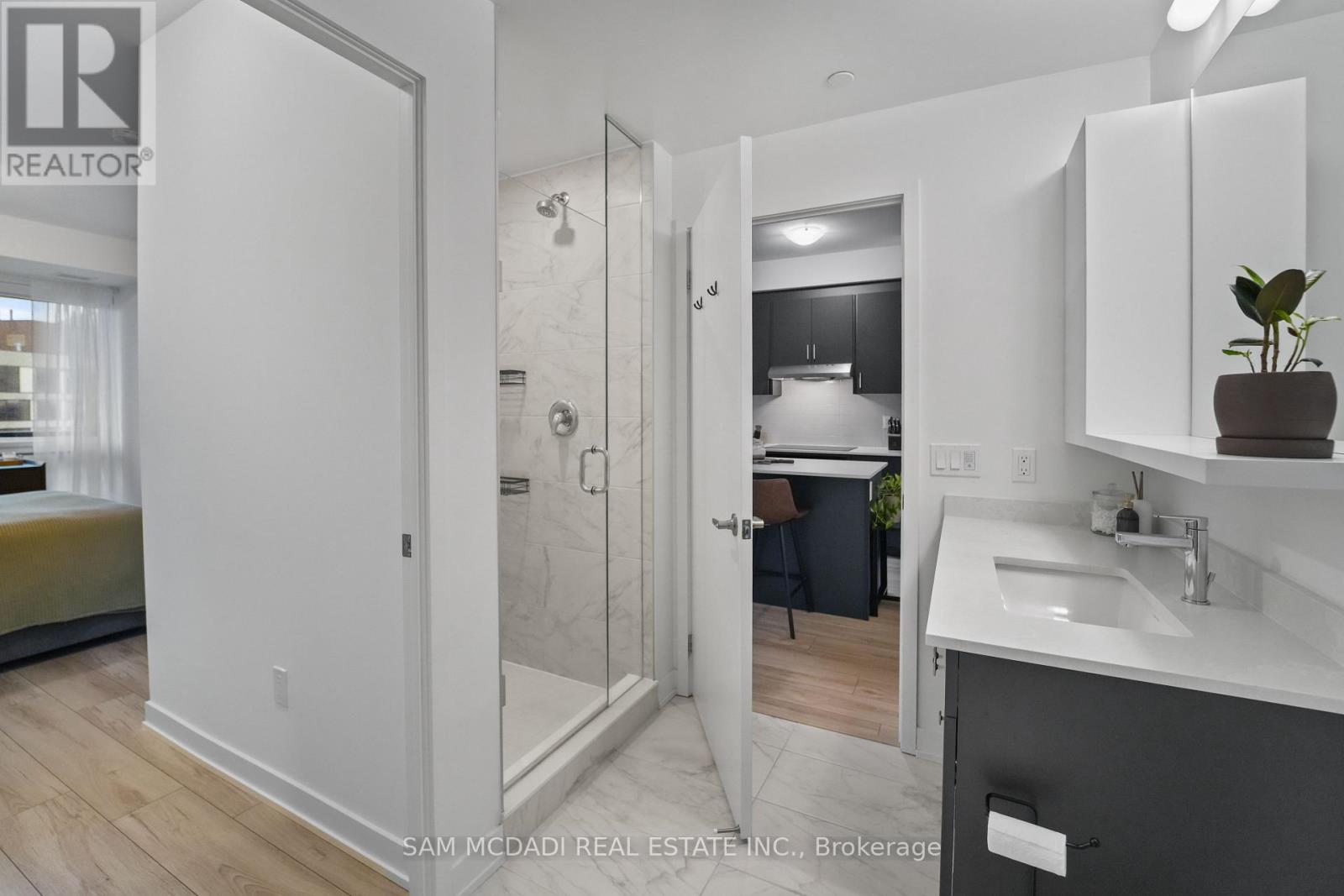 1403 - 1035 Southdown Road, Mississauga, Ontario  L5J 0A2 - Photo 30 - W12815674