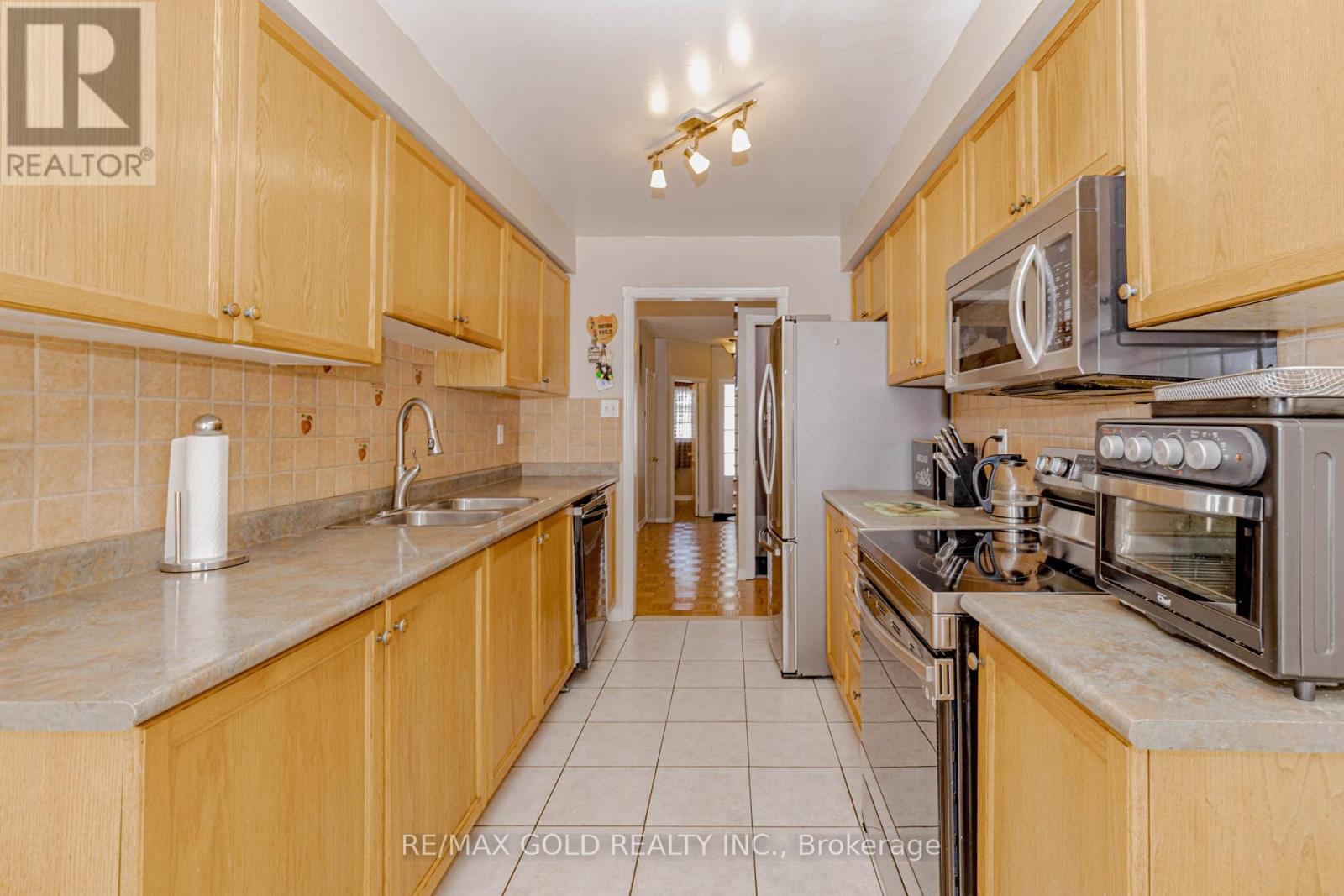 3 Monaco Court, Brampton, Ontario  L7A 1X4 - Photo 14 - W12815720