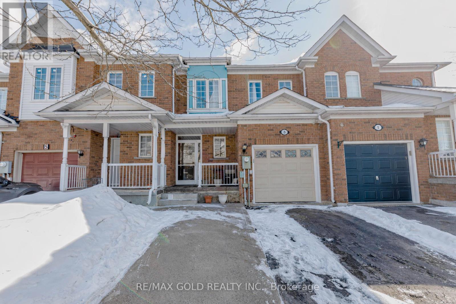 3 Monaco Court, Brampton, Ontario  L7A 1X4 - Photo 2 - W12815720