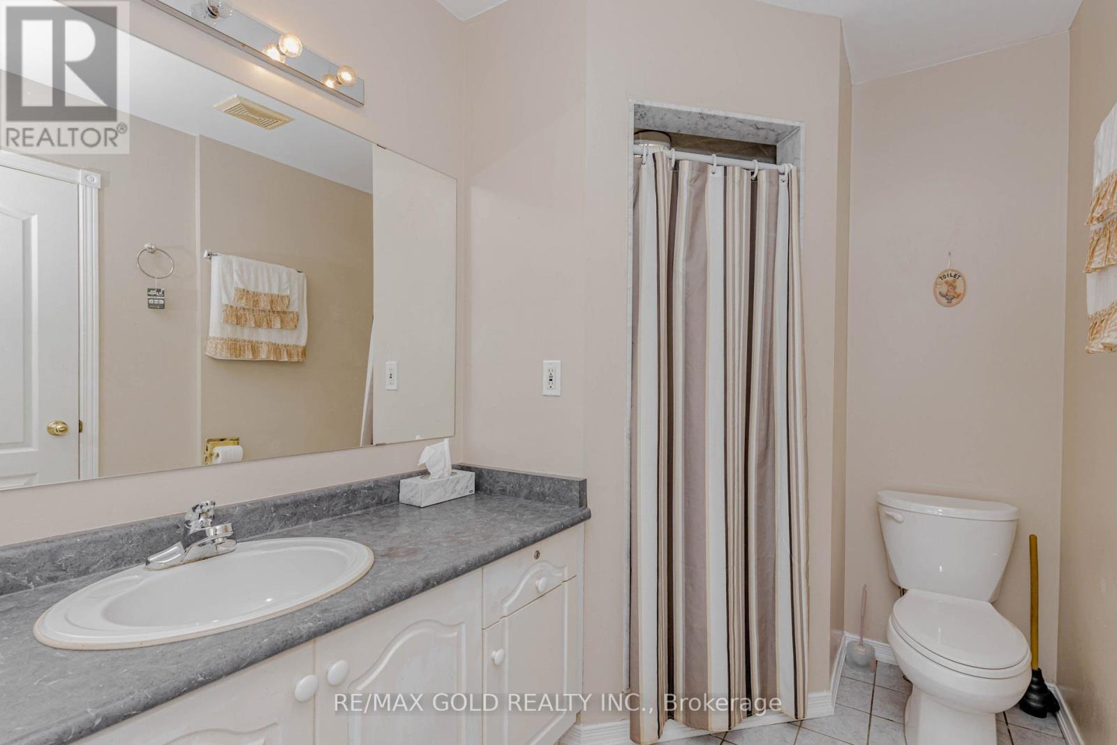 3 Monaco Court, Brampton, Ontario  L7A 1X4 - Photo 32 - W12815720