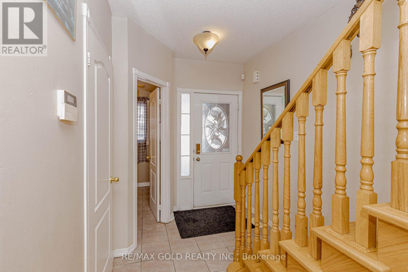 3 Monaco Court, Brampton, Ontario  L7A 1X4 - Photo 6 - W12815720