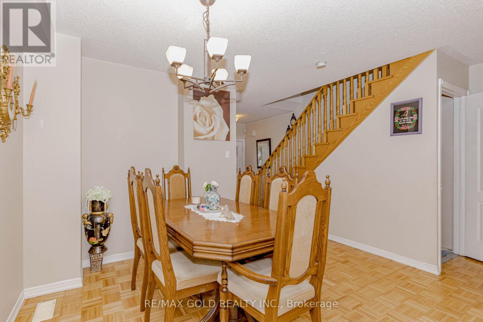 3 Monaco Court, Brampton, Ontario  L7A 1X4 - Photo 9 - W12815720