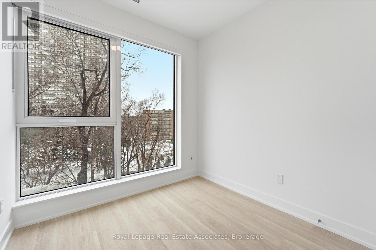 401 - 25 Cordova Avenue, Toronto, Ontario  M9A 0E5 - Photo 14 - W12815744