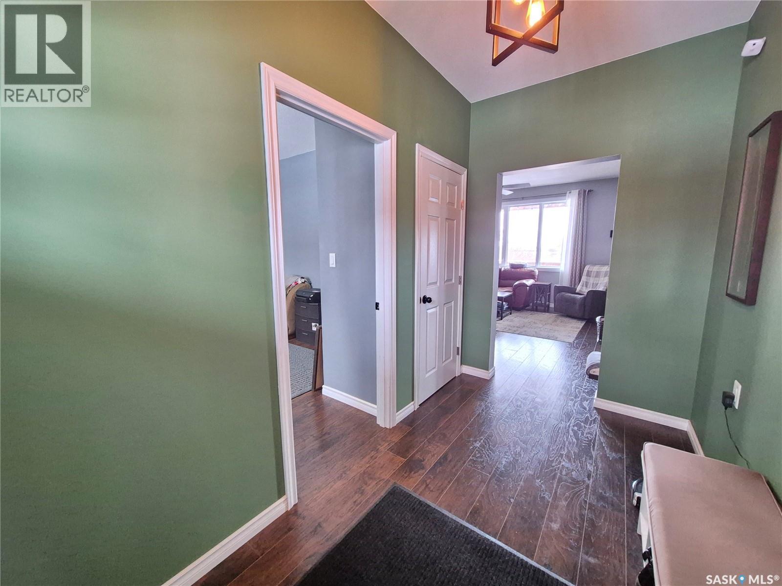 208 Loucks Street, Pangman, Saskatchewan  S0C 2C0 - Photo 2 - SK029087