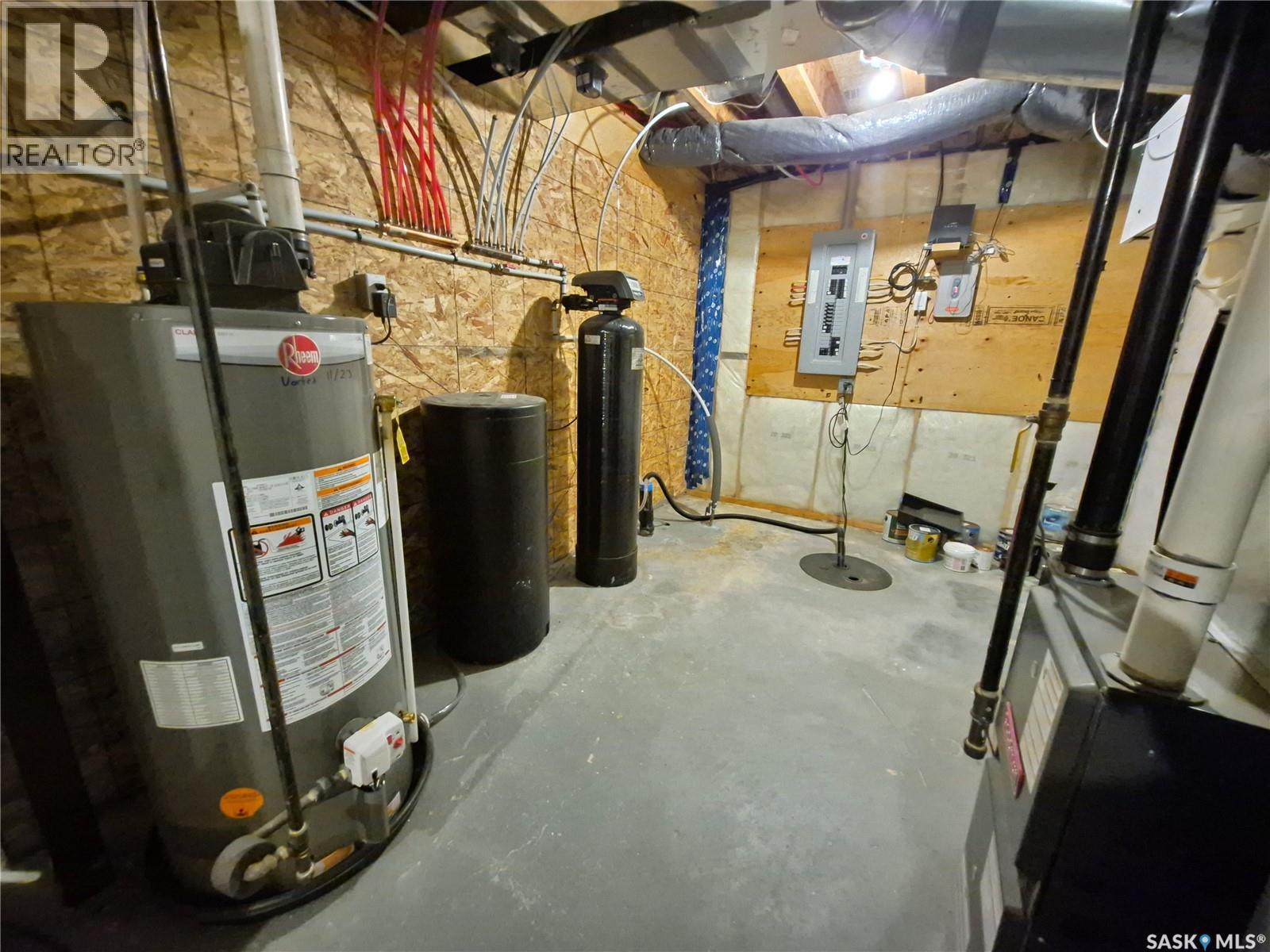 208 Loucks Street, Pangman, Saskatchewan  S0C 2C0 - Photo 36 - SK029087