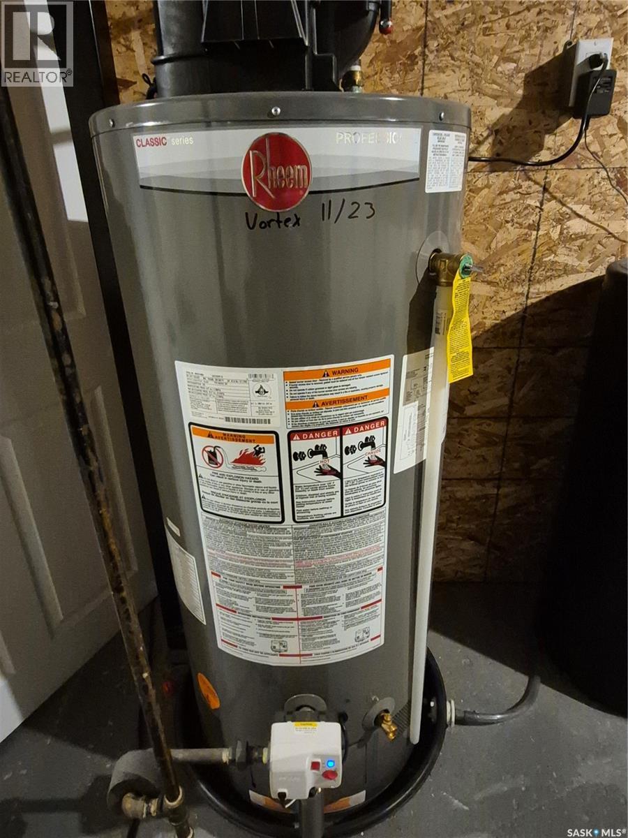 208 Loucks Street, Pangman, Saskatchewan  S0C 2C0 - Photo 41 - SK029087