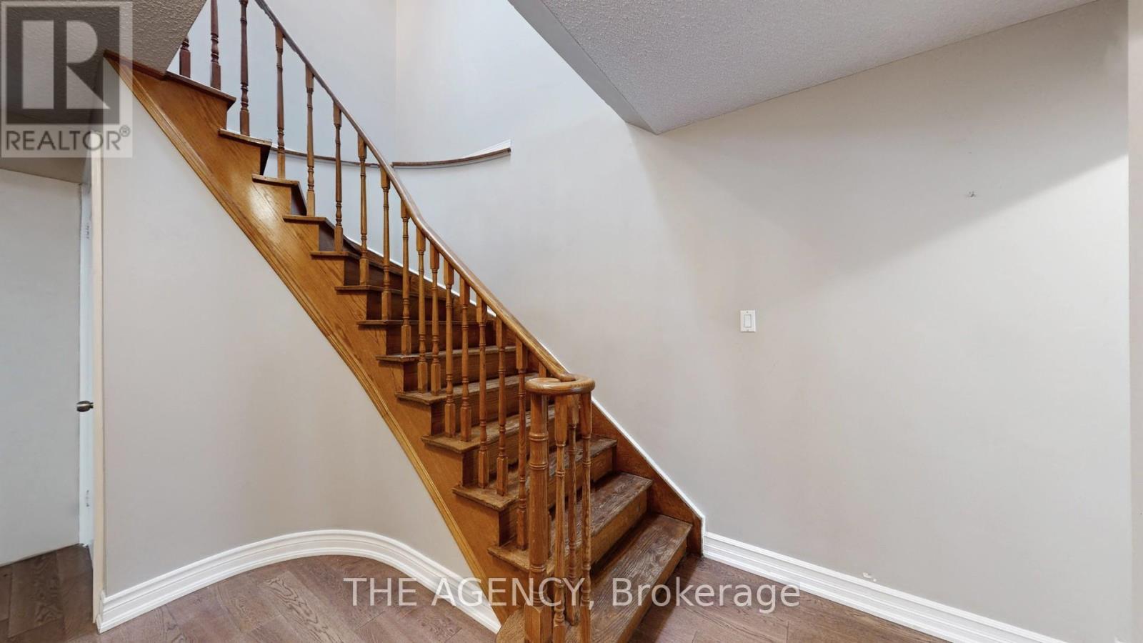 167 Stephenson Crescent, Richmond Hill, Ontario  L4C 5T3 - Photo 10 - N12798922