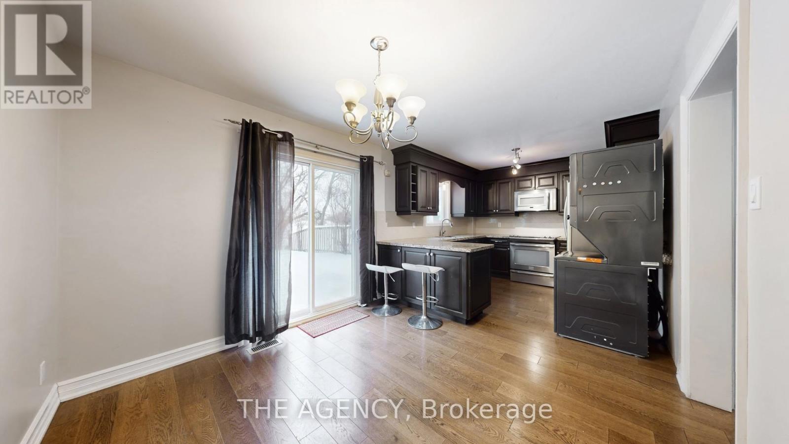 167 Stephenson Crescent, Richmond Hill, Ontario  L4C 5T3 - Photo 41 - N12798922