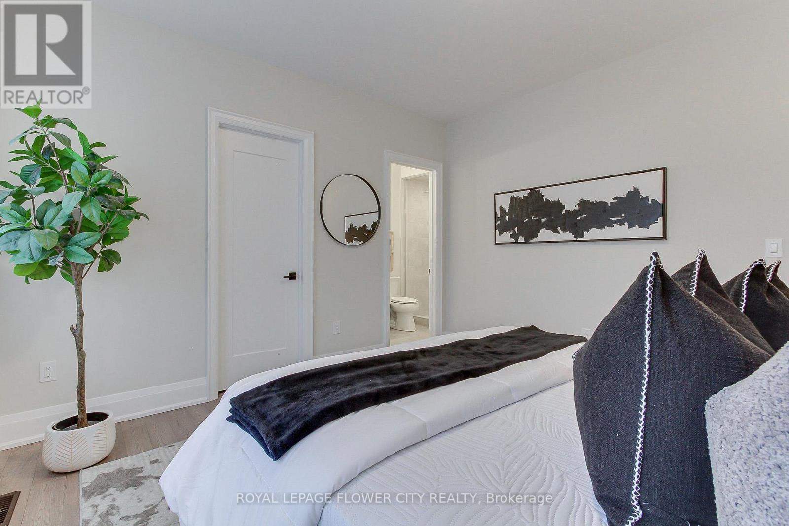 3379 Post Road, Oakville, Ontario  L6H 0Z4 - Photo 33 - W12815640