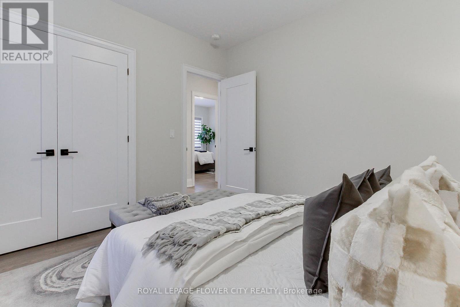 3379 Post Road, Oakville, Ontario  L6H 0Z4 - Photo 38 - W12815640