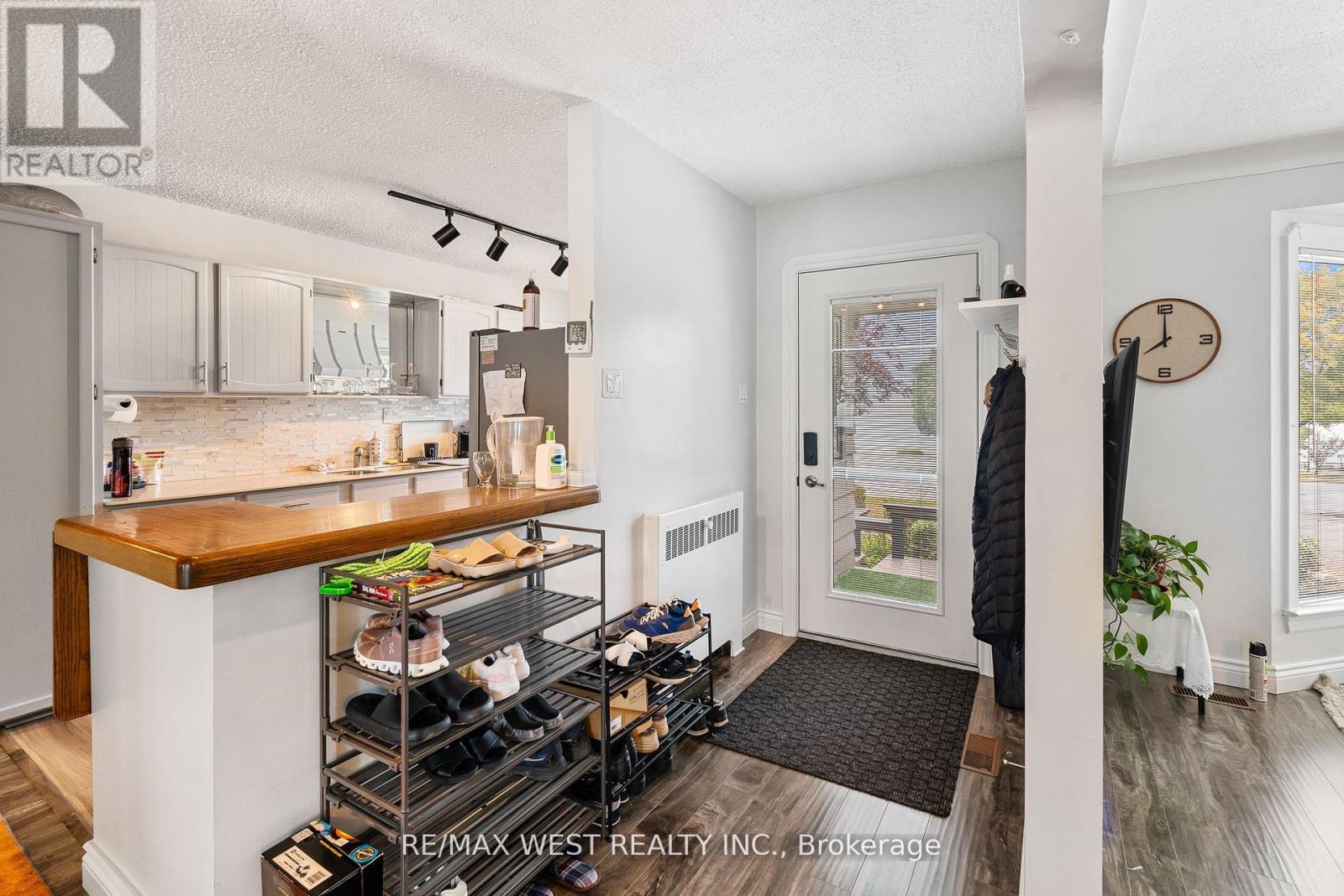 2437 Riverside Drive W, Windsor, Ontario  N9B 1B2 - Photo 36 - X12815646