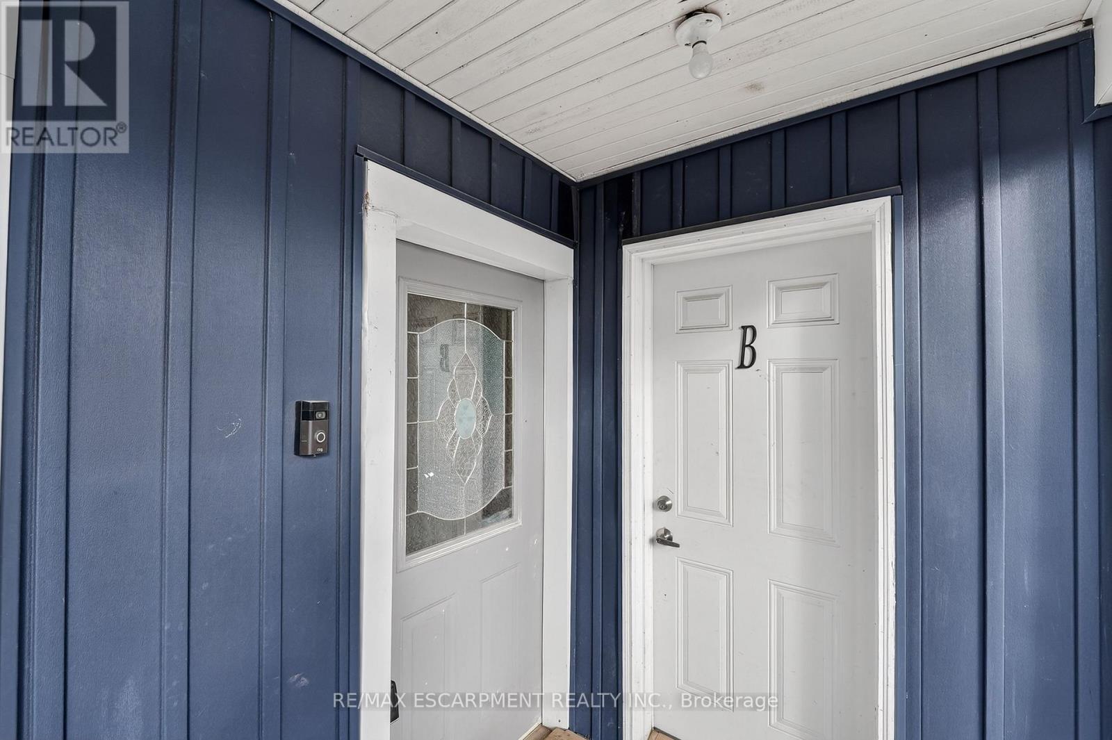 49 Allan Avenue, Hamilton, Ontario  L8H 2C8 - Photo 3 - X12815656