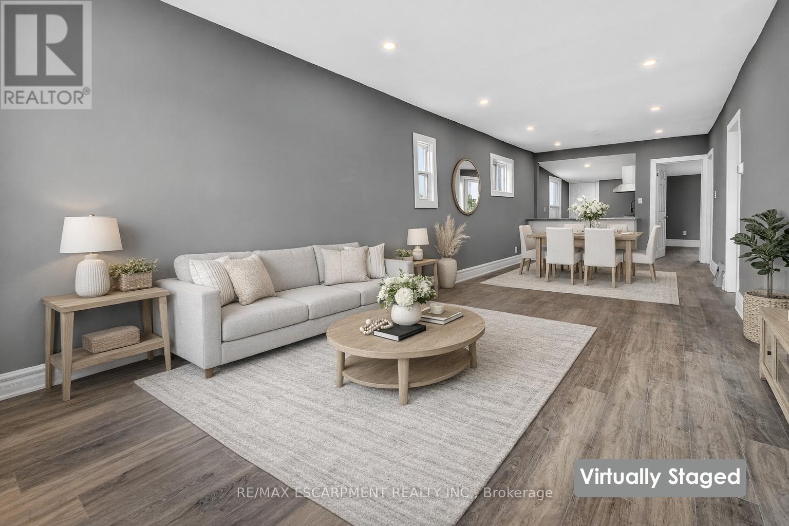 49 Allan Avenue, Hamilton, Ontario  L8H 2C8 - Photo 4 - X12815656