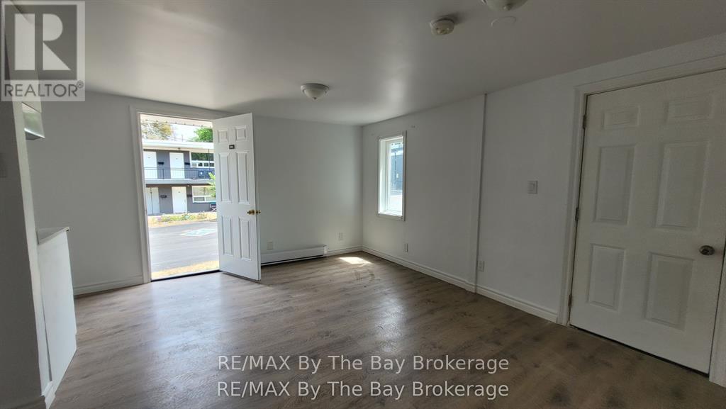 D04 - 280 River Road E, Wasaga Beach, Ontario  L9Z 2L7 - Photo 5 - S12815924