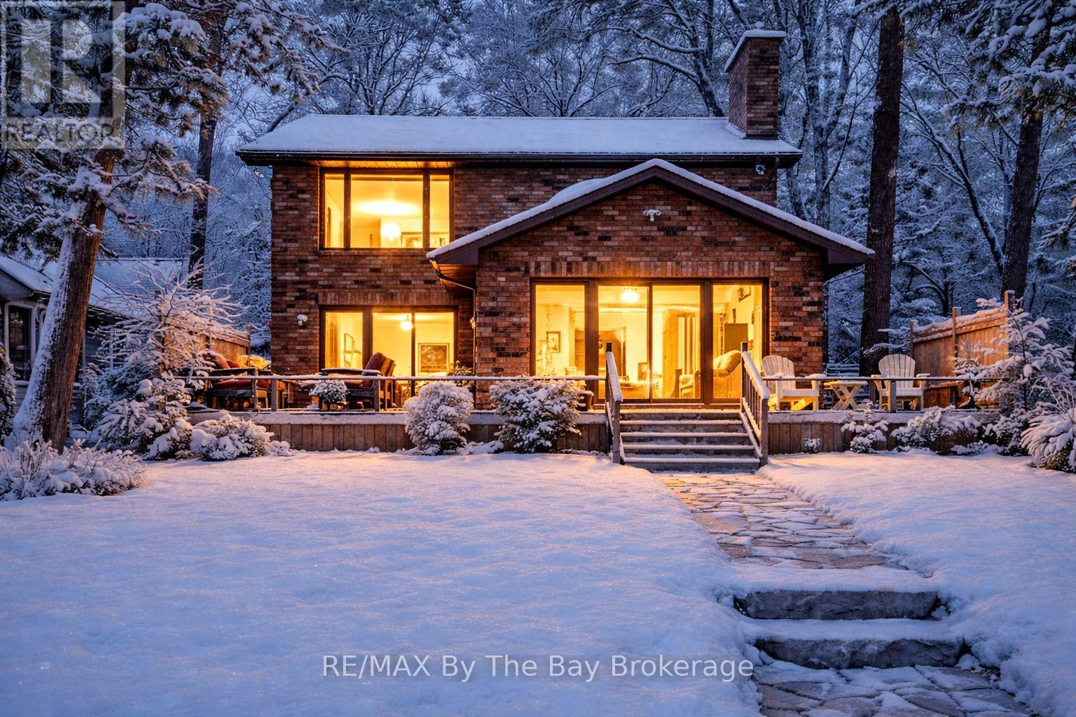 38 WILLOW DRIVE, Tiny, Ontario