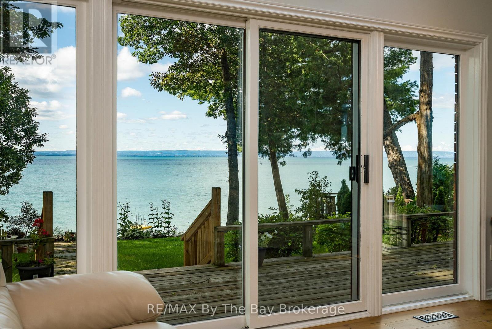 38 Willow Drive, Tiny, Ontario  L0L 1P1 - Photo 31 - S12815970