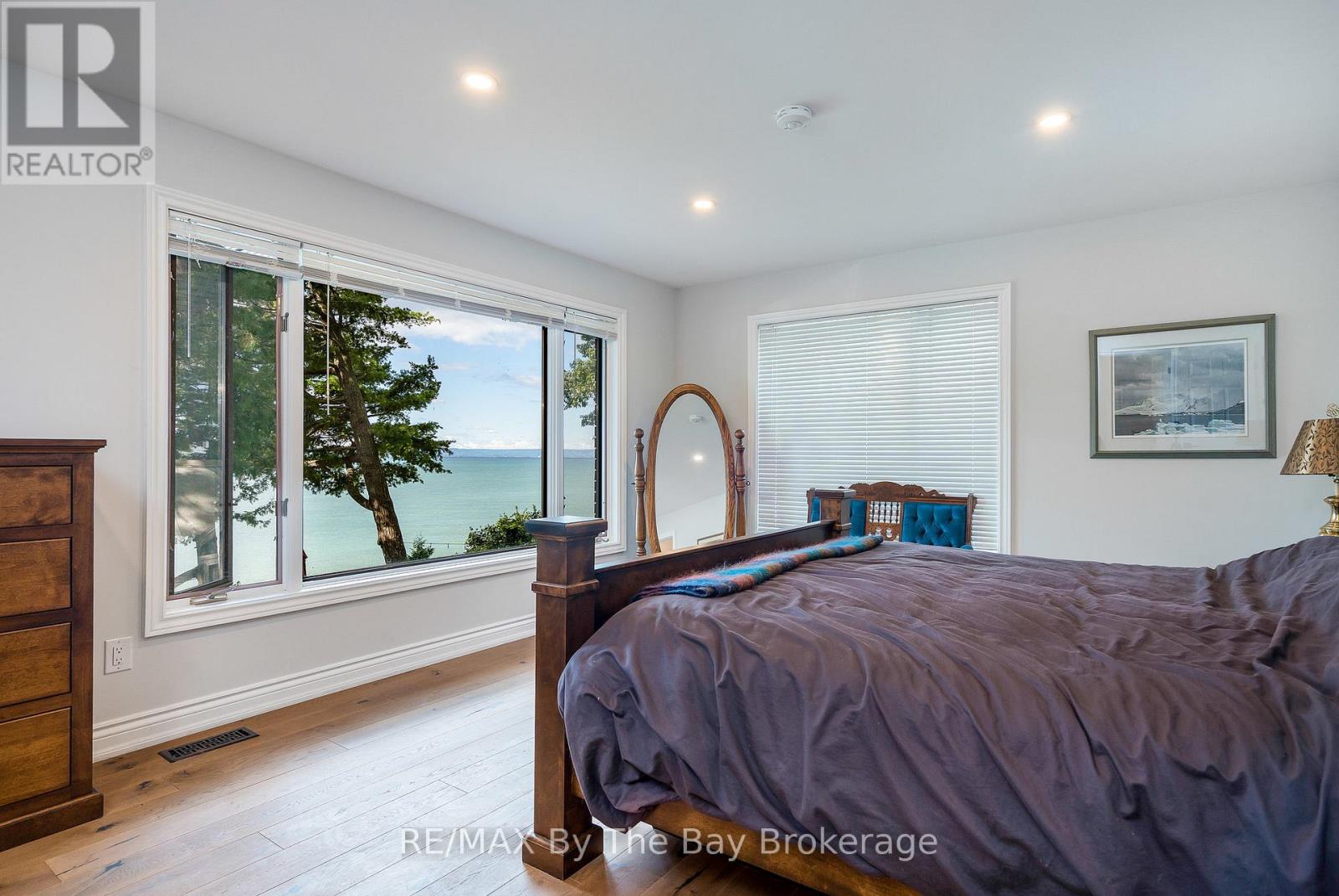 38 Willow Drive, Tiny, Ontario  L0L 1P1 - Photo 32 - S12815970