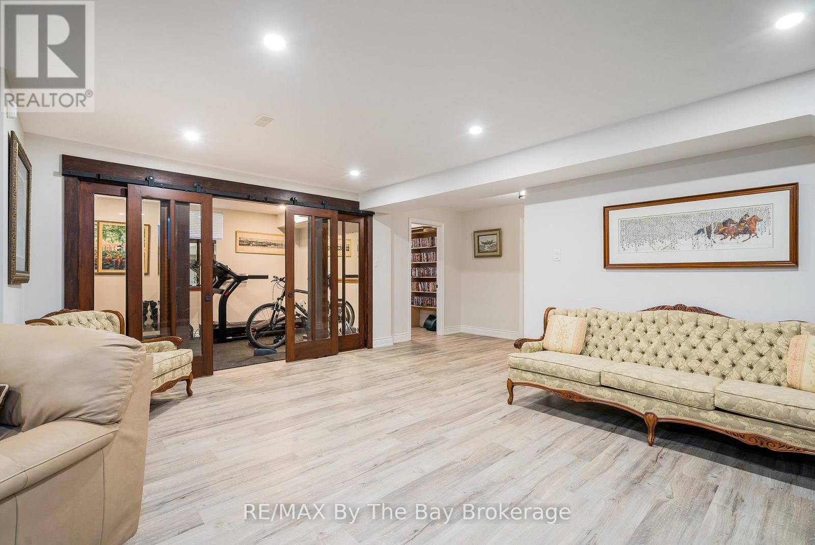 38 Willow Drive, Tiny, Ontario  L0L 1P1 - Photo 45 - S12815970