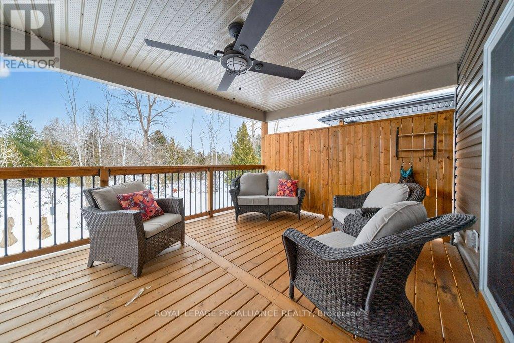 21 Brookfield Crescent, Quinte West, Ontario  K8V 0H9 - Photo 15 - X12815906