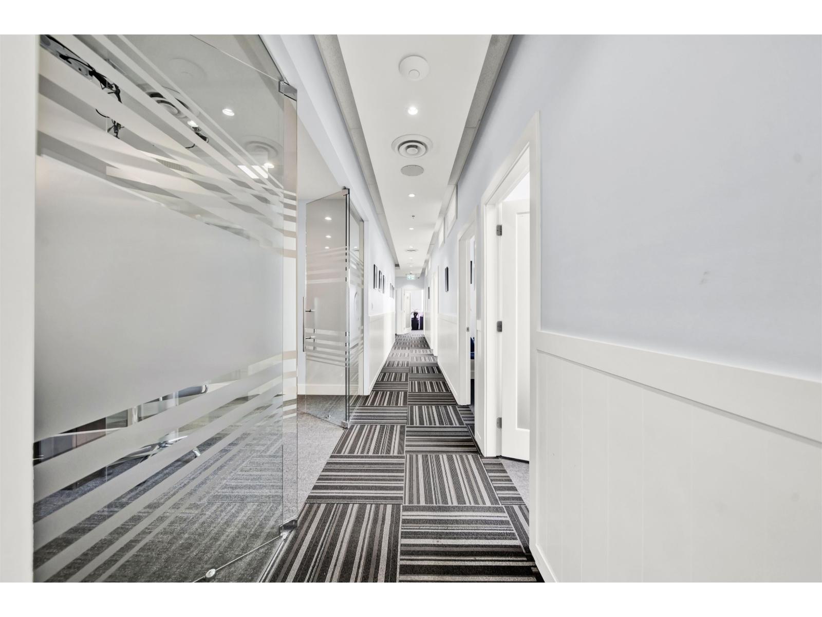 206&207 32615 South Fraser Way, Abbotsford, British Columbia  V2T 1X8 - Photo 17 - C8076455