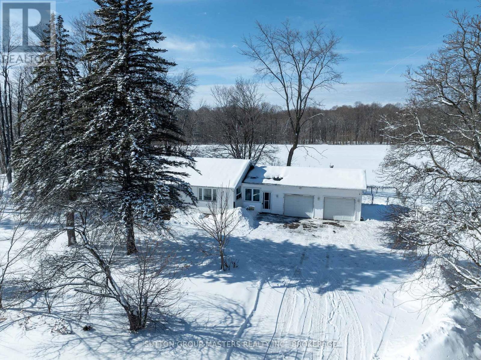 3248 Highway 32 Highway, Leeds And The Thousand Islands, Ontario  K0H 2N0 - Photo 1 - X12815892