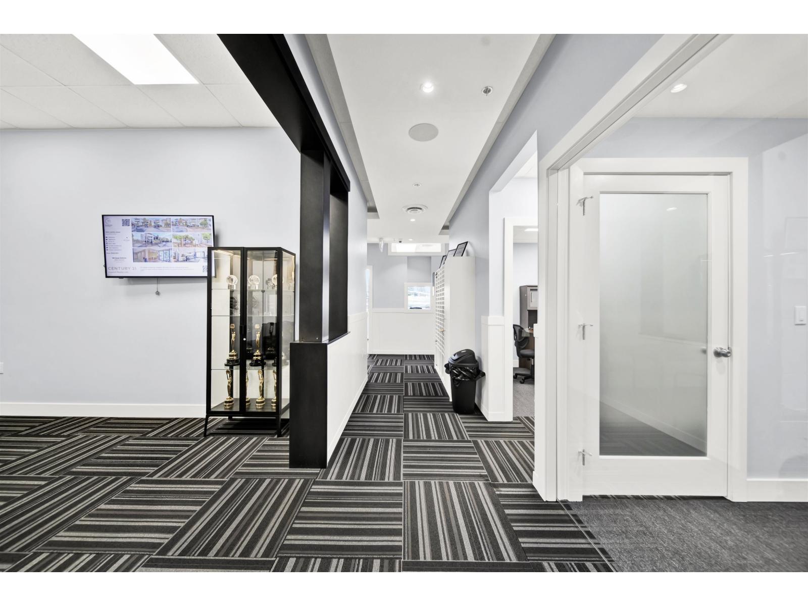 206&207 32615 South Fraser Way, Abbotsford, British Columbia  V2T 1X8 - Photo 29 - C8076455