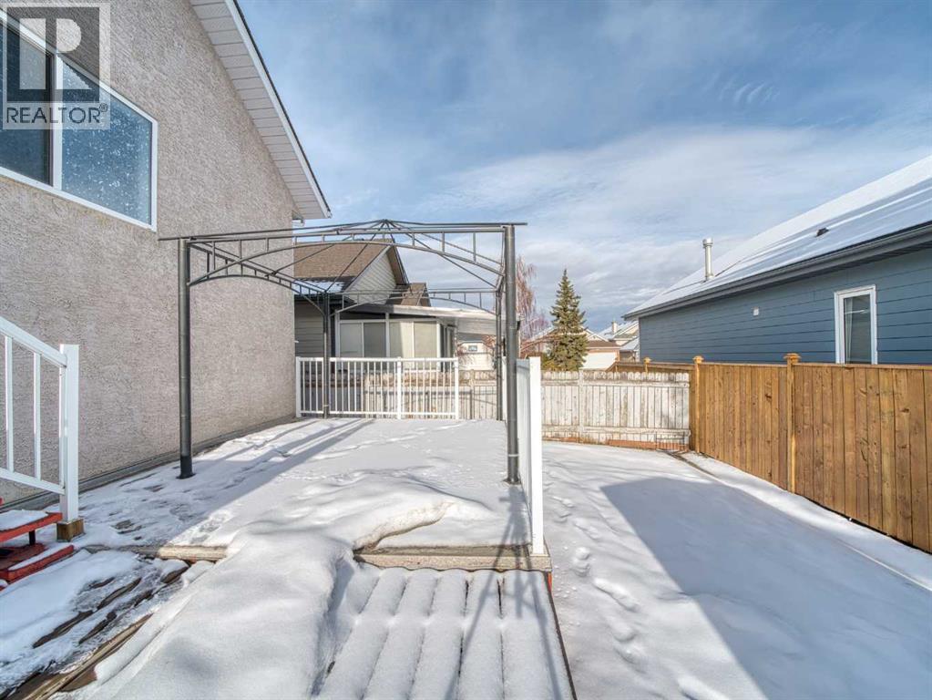 109 Somerset Close Sw, Calgary, Alberta  T2Y 3C4 - Photo 27 - A2282793